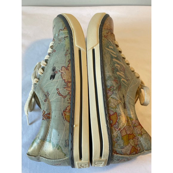 Dogo gray world map sneakers women’s Size 38 euro or US 7.5, flat cute kitsch - Picture 7 of 9